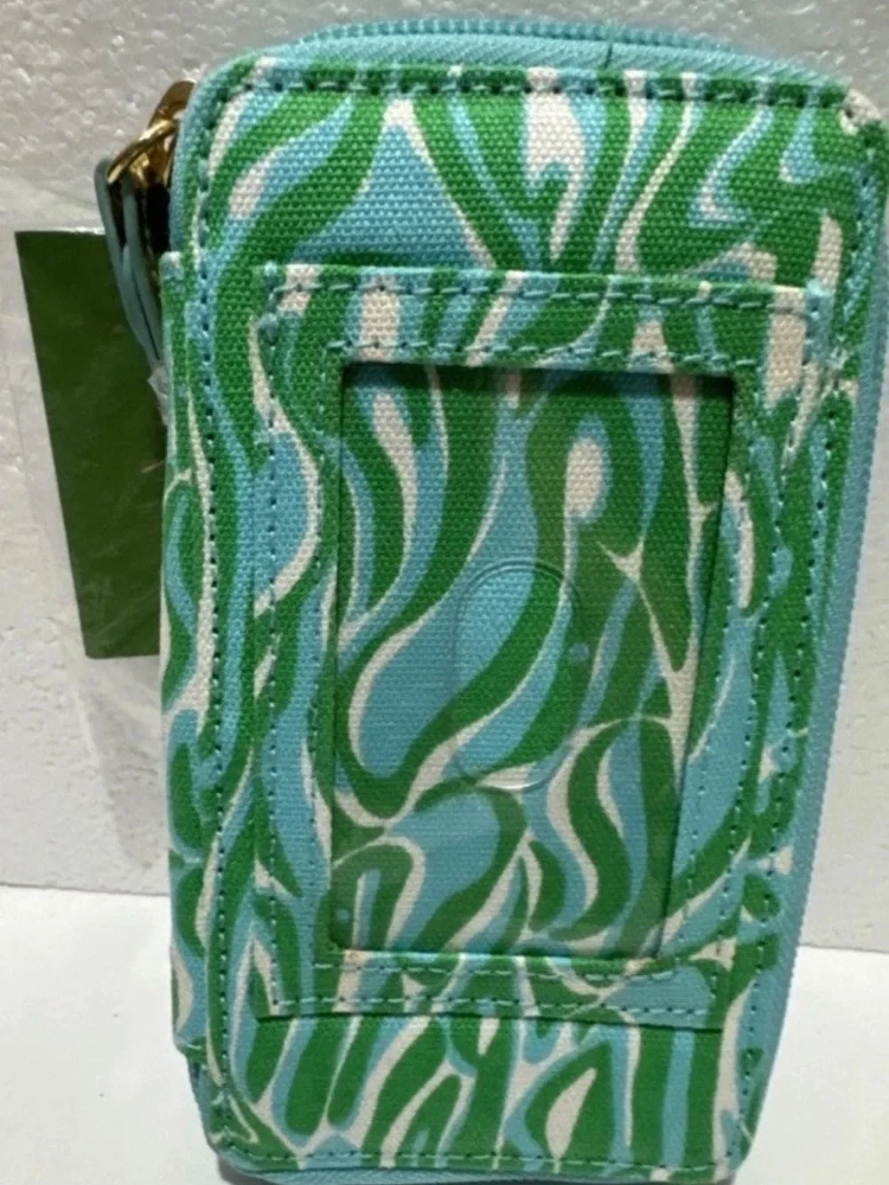 Lilly Pulitzer Wristlet Zip-Around Wallet Abstract Pattern Green Blue White Pink